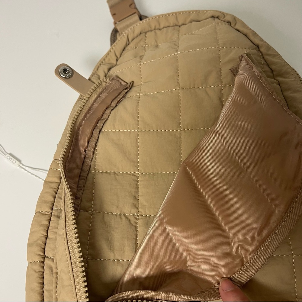 Tan Quilted Pickleball Puffer Sling Bag One Strap Shoulder Backpack - Picture 6 of 10